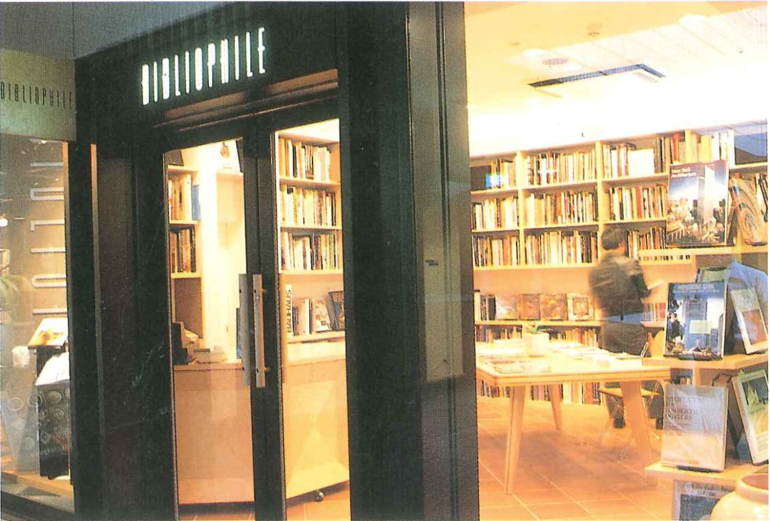 Bibliophile opens